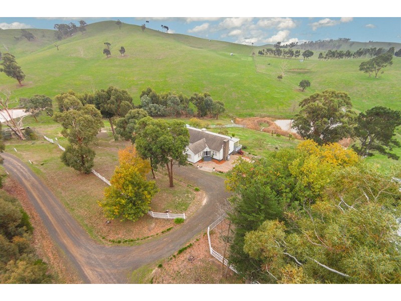 275 Stotts Road, Wandong VIC 3758