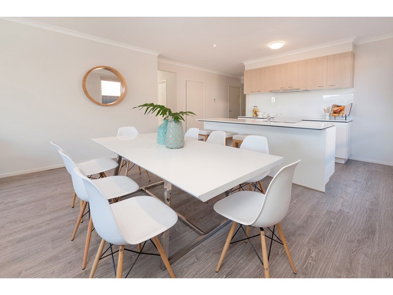 9 Bluebell Drive, Craigieburn VIC 3064