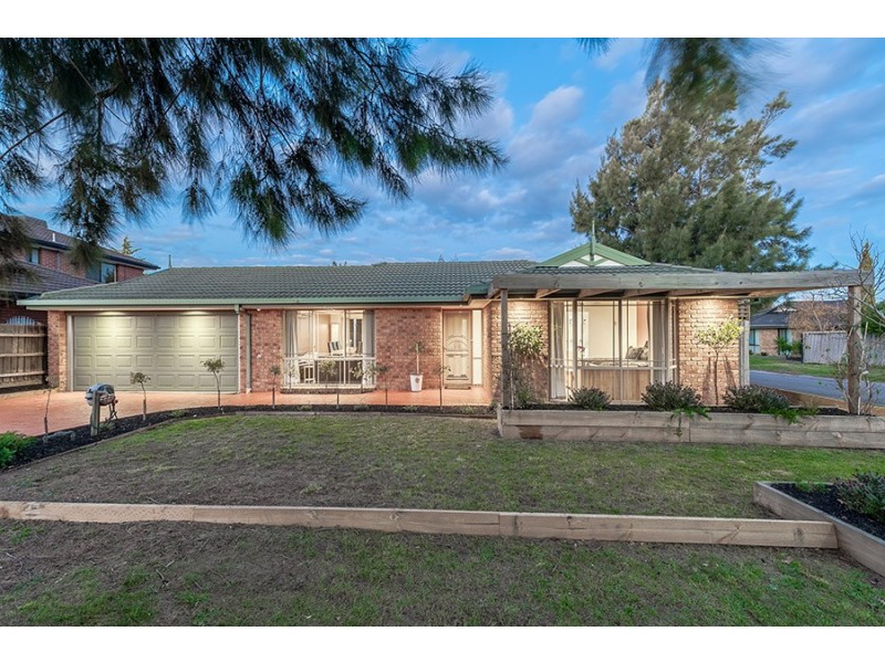 6 Swansea Court, Craigieburn VIC 3064