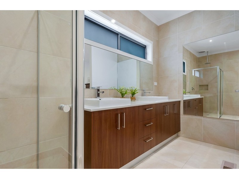 107 Golf View Drive, Craigieburn VIC 3064