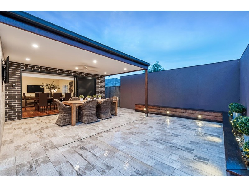 107 Golf View Drive, Craigieburn VIC 3064