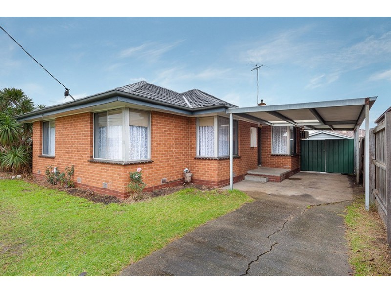 13 Chapman Avenue, Thomastown VIC 3074