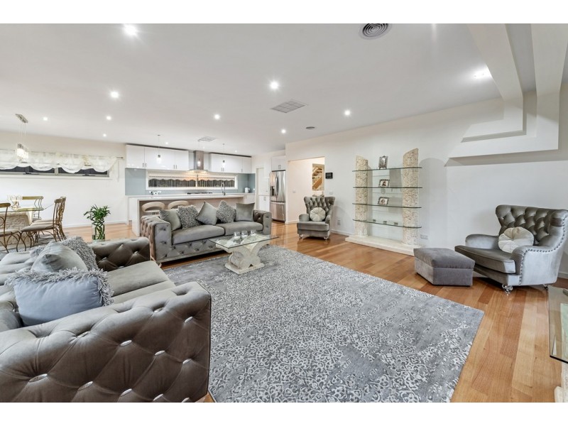 12 Brentwick Drive, Craigieburn VIC 3064