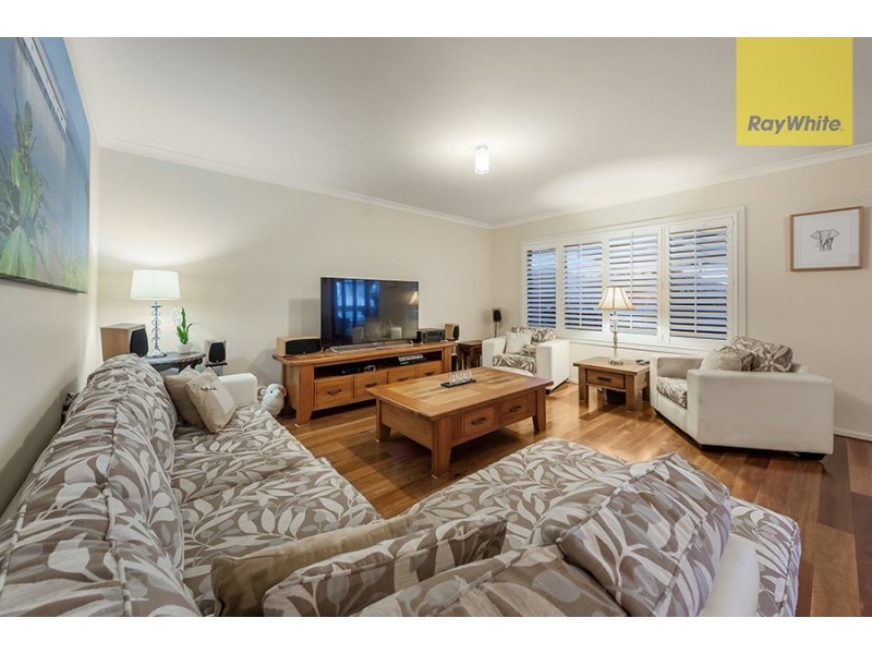 27 Tusmore Rise, Roxburgh Park VIC 3064