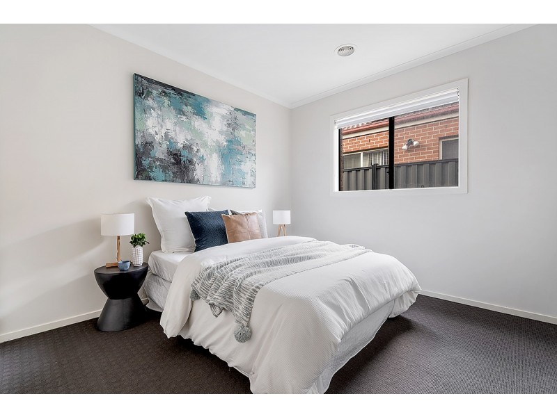 7 Pearce Way, Craigieburn VIC 3064