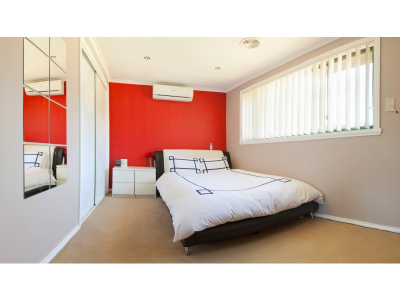 3 Brecon Nook, Craigieburn VIC 3064