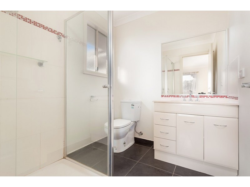 16 Northumberland Circuit, Craigieburn VIC 3064