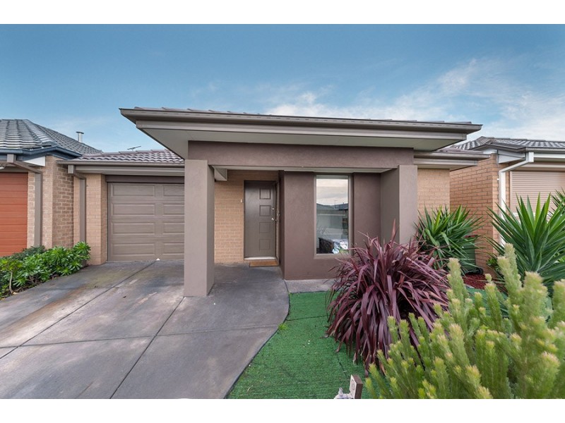 28 Bradshaw Avenue, Craigieburn VIC 3064