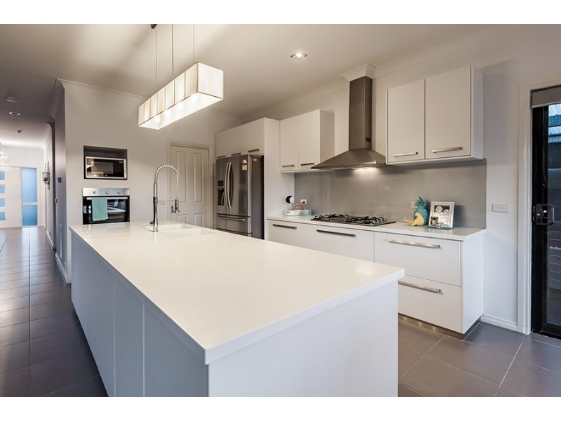 26 Canisby Way, Craigieburn VIC 3064