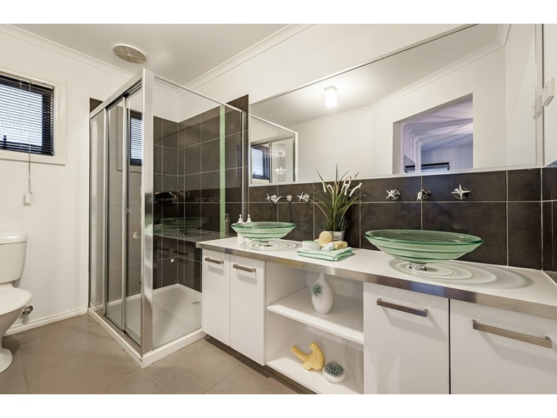 26 Canisby Way, Craigieburn VIC 3064