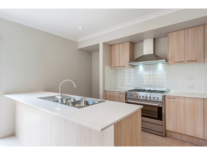 18 Solar Way, Mickleham VIC 3064