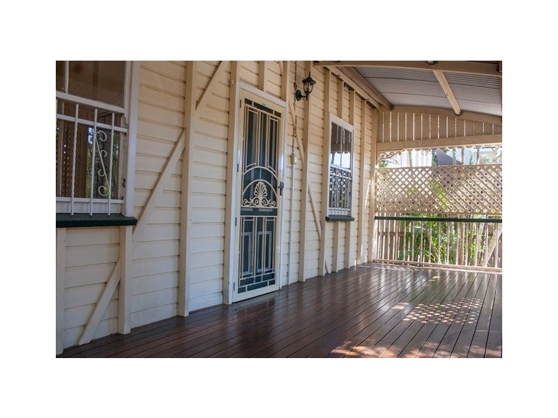 14 Allen Street, South Townsville QLD 4810