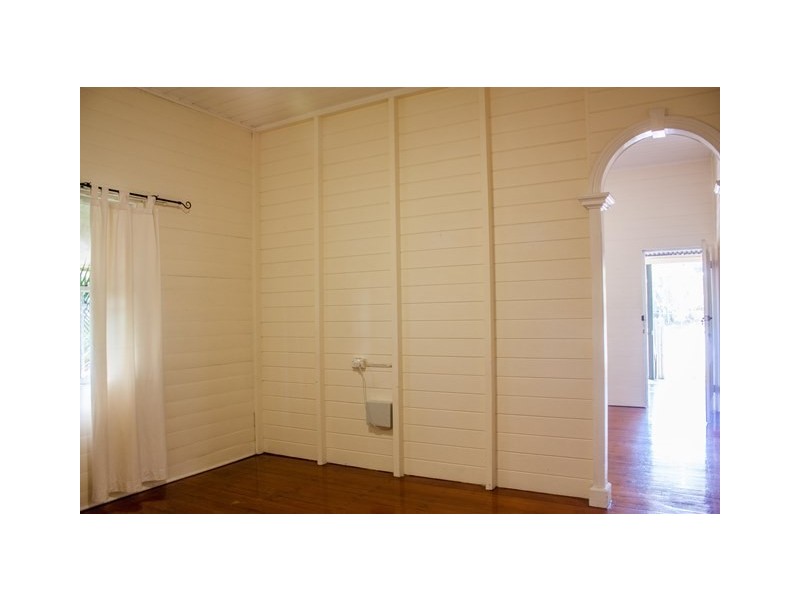 14 Allen Street, South Townsville QLD 4810