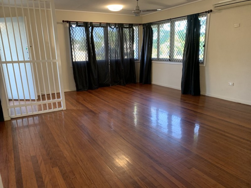 69 Cambridge Street, Vincent QLD 4814