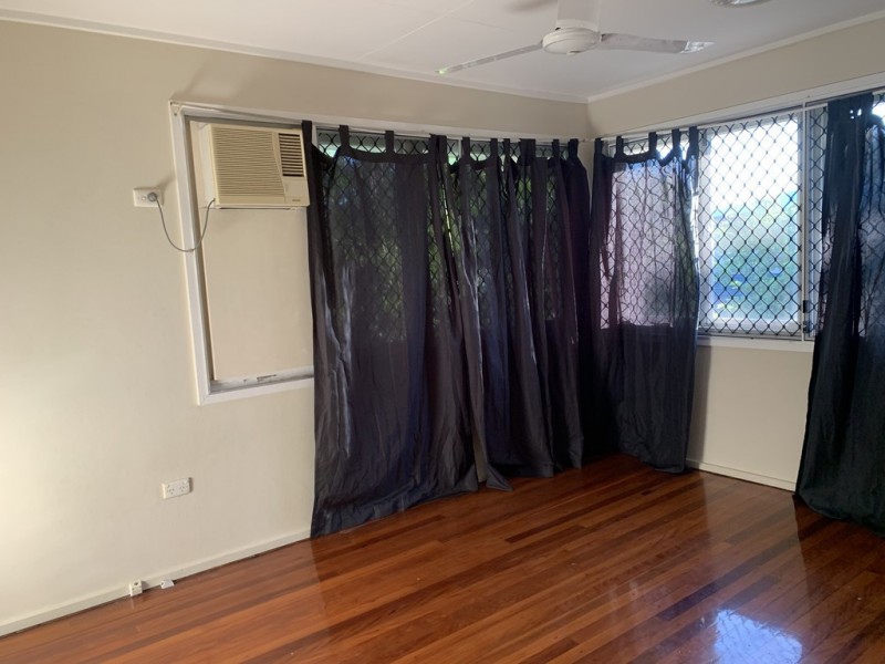 69 Cambridge Street, Vincent QLD 4814