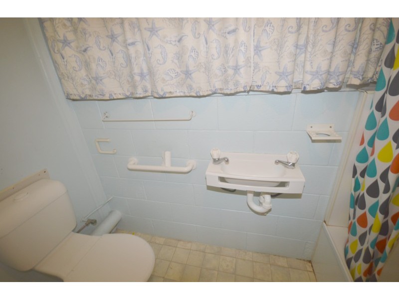 25 Hargreaves Street, Wulguru QLD 4811