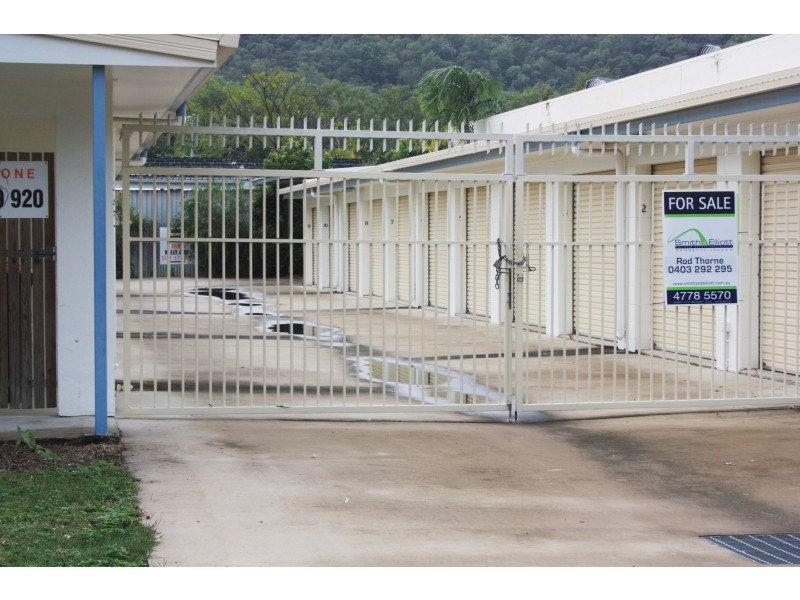 25 The Grove, Nelly Bay QLD 4819