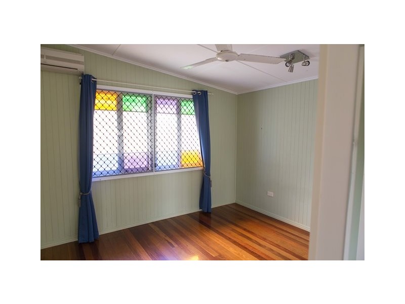 6 Lynam Street, Belgian Gardens QLD 4810