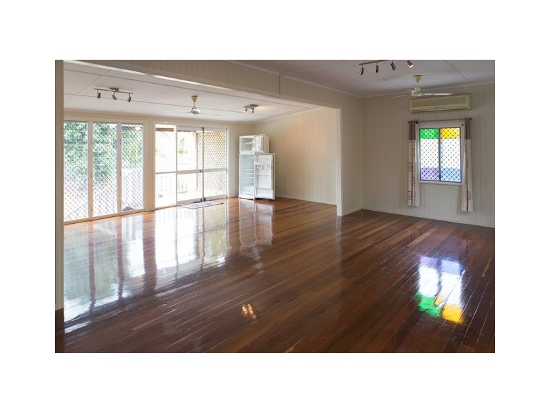 6 Lynam Street, Belgian Gardens QLD 4810