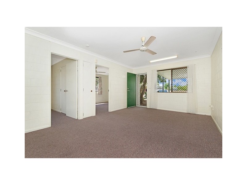 1/5 Dingah Street, Rasmussen QLD 4815