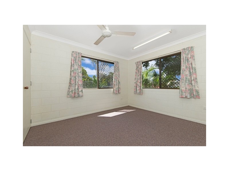 1/5 Dingah Street, Rasmussen QLD 4815