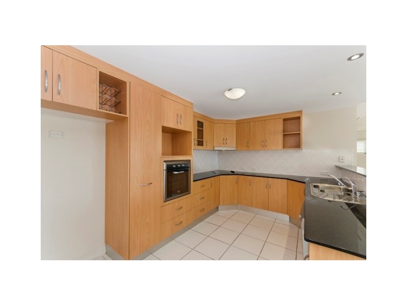 4/13 Little Street, Belgian Gardens QLD 4810