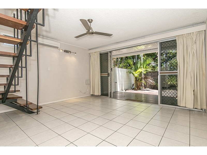 3/74 Paxton Street, North Ward QLD 4810