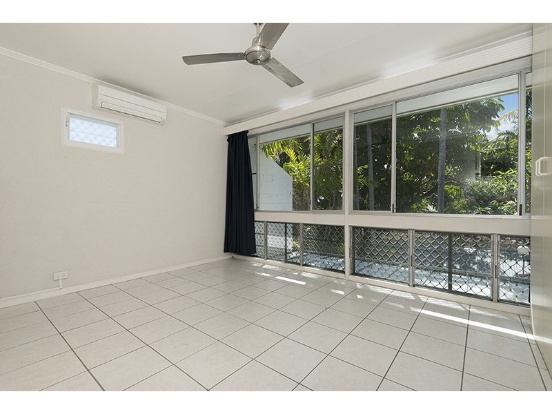3/74 Paxton Street, North Ward QLD 4810
