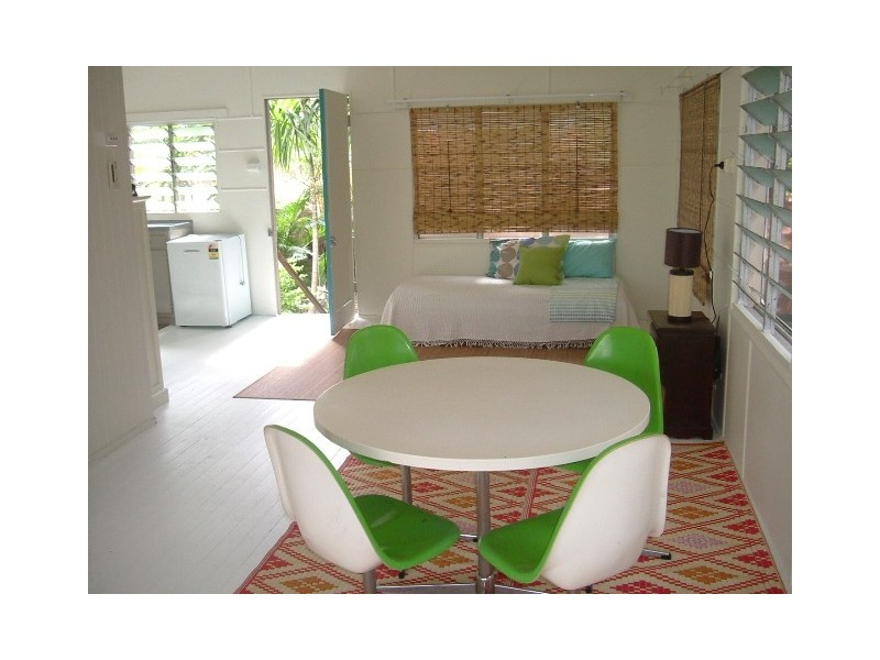 1 Barbarra Street, Picnic Bay QLD 4819