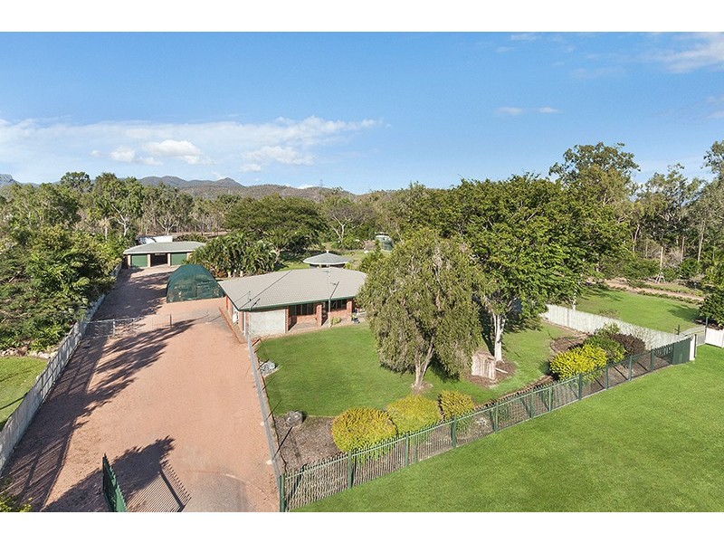 22 Bernborough Court, Kelso QLD 4815