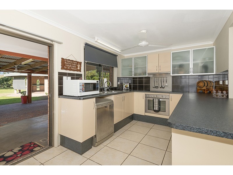 22 Bernborough Court, Kelso QLD 4815