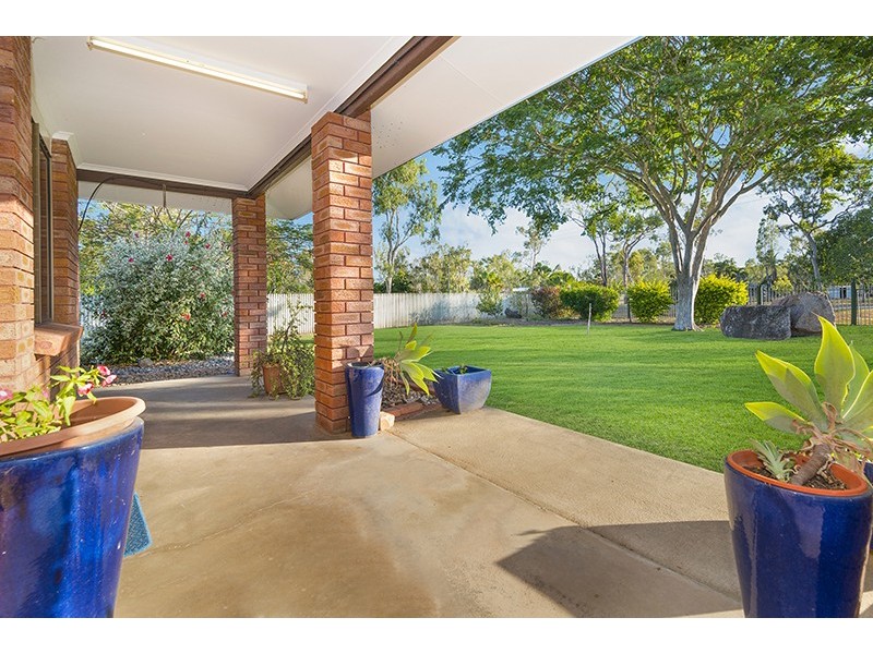 22 Bernborough Court, Kelso QLD 4815