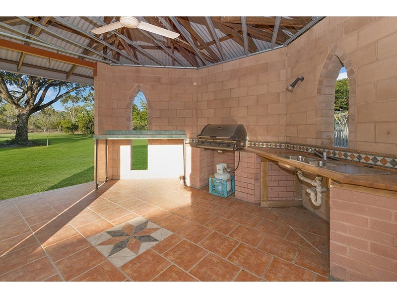 22 Bernborough Court, Kelso QLD 4815