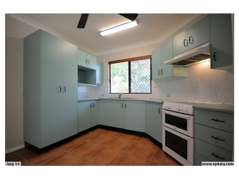 2 Manuka Court, Bushland Beach QLD 4818
