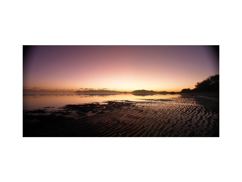 2 Manuka Court, Bushland Beach QLD 4818