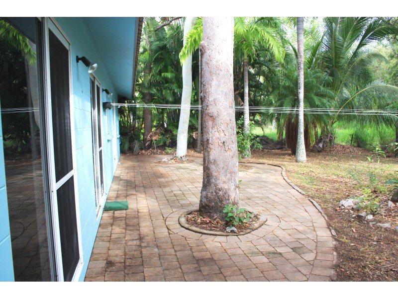 17 Compass Crescent, Nelly Bay, Magnetic Island QLD 4819