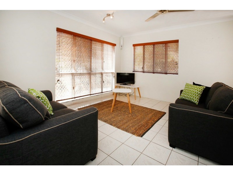 1/4 Stuart Street, North Ward QLD 4810