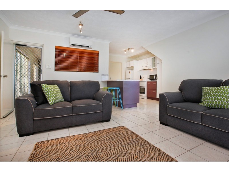 1/4 Stuart Street, North Ward QLD 4810