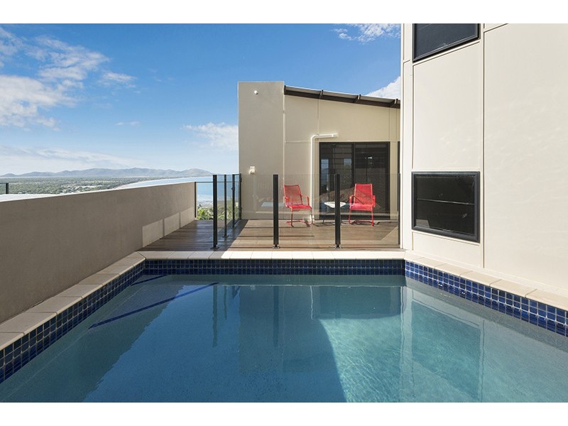 46 Yarrawonga Dr, Castle Hill QLD 4810