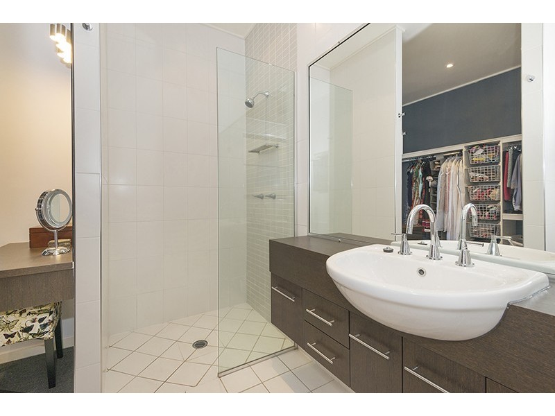 46 Yarrawonga Dr, Castle Hill QLD 4810