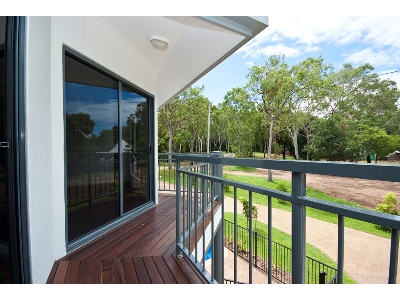 9 Marine Parade, Arcadia QLD 4819