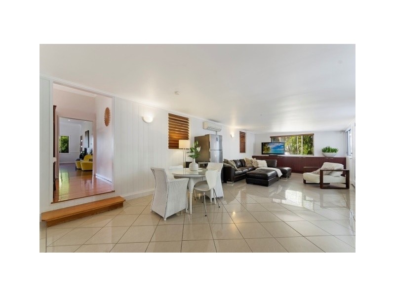 37 Alexandra Street, North Ward QLD 4810