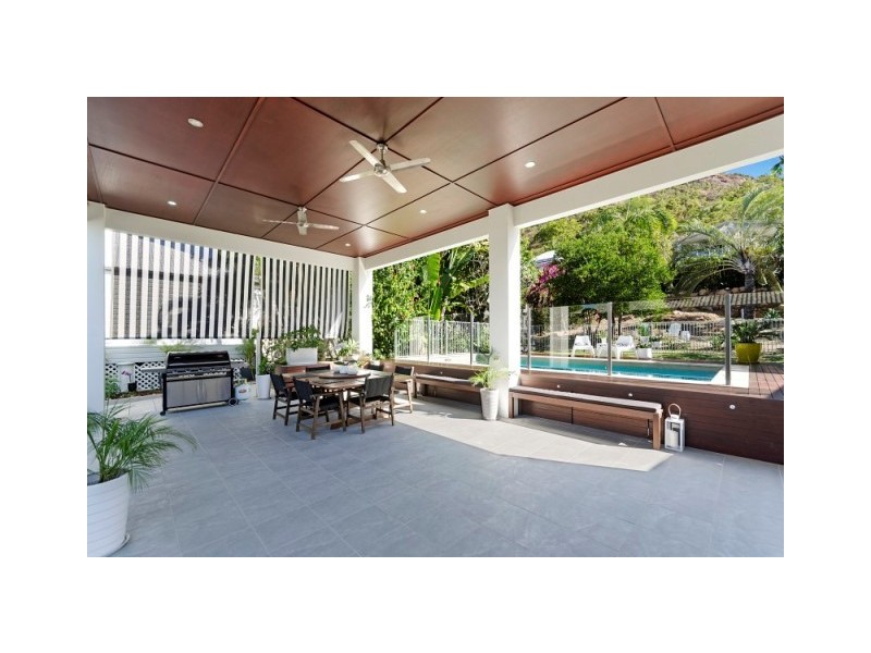 37 Alexandra Street, North Ward QLD 4810