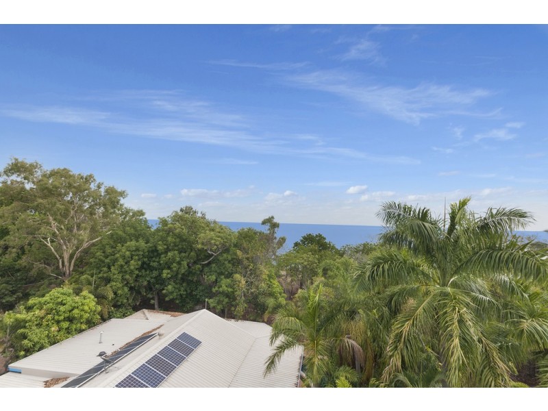 6 Anamari Court, Bushland Beach QLD 4818