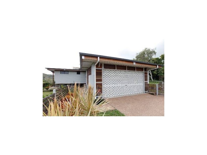 4 Pirie Street,, Horseshoe Bay QLD 4819
