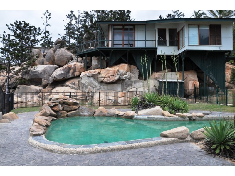 12a Boulder Court, Nelly Bay QLD 4819