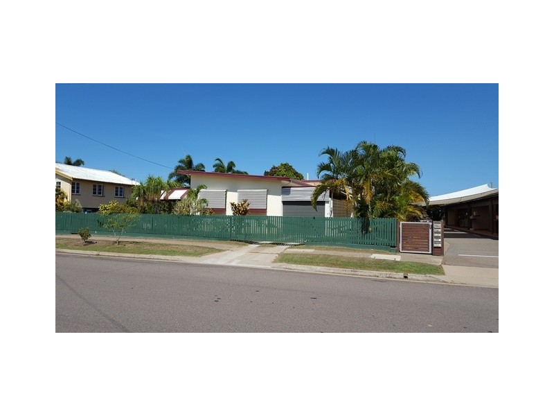 9 Tenth Avenue, Railway Estate QLD 4810