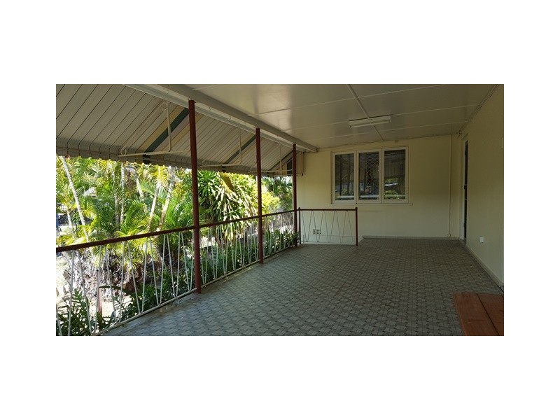 9 Tenth Avenue, Railway Estate QLD 4810