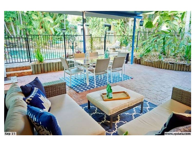 9 Garrick Street, West End QLD 4810