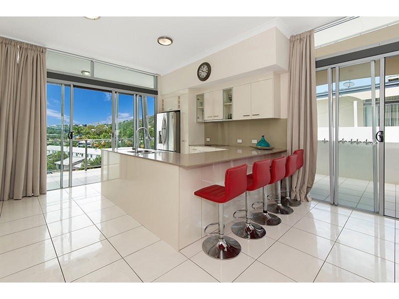 37/28 Landsborough Street, North Ward QLD 4810